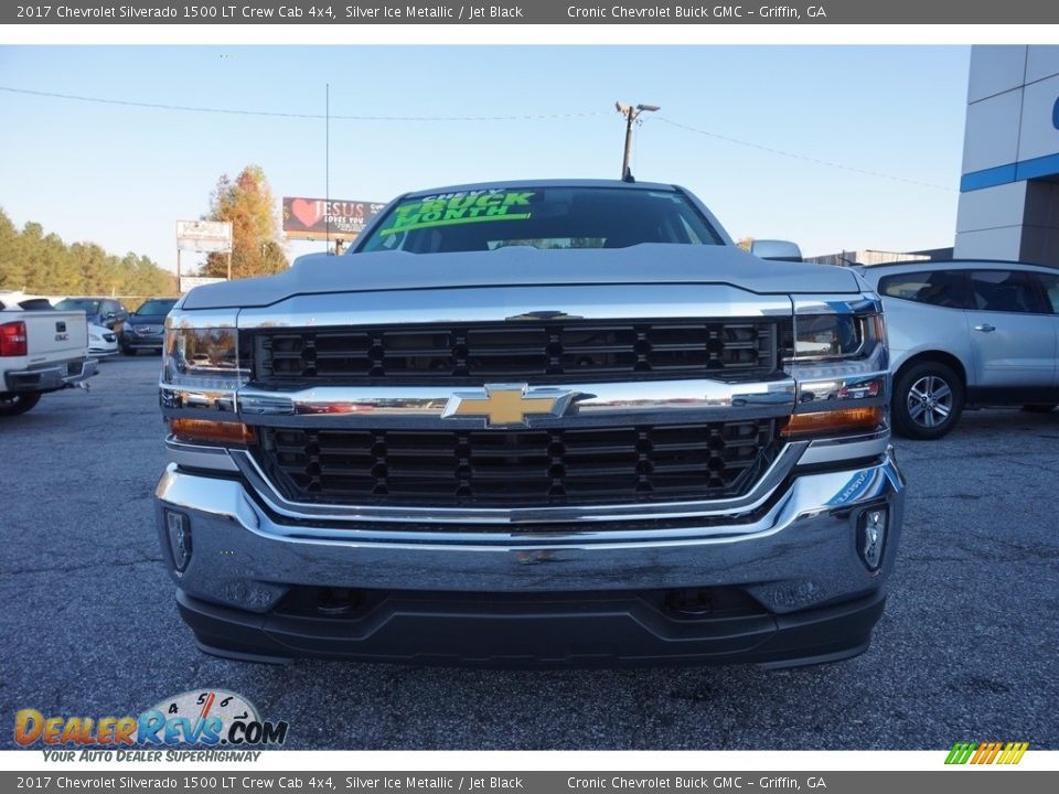 2017 Chevrolet Silverado 1500 LT Crew Cab 4x4 Silver Ice Metallic / Jet Black Photo #2