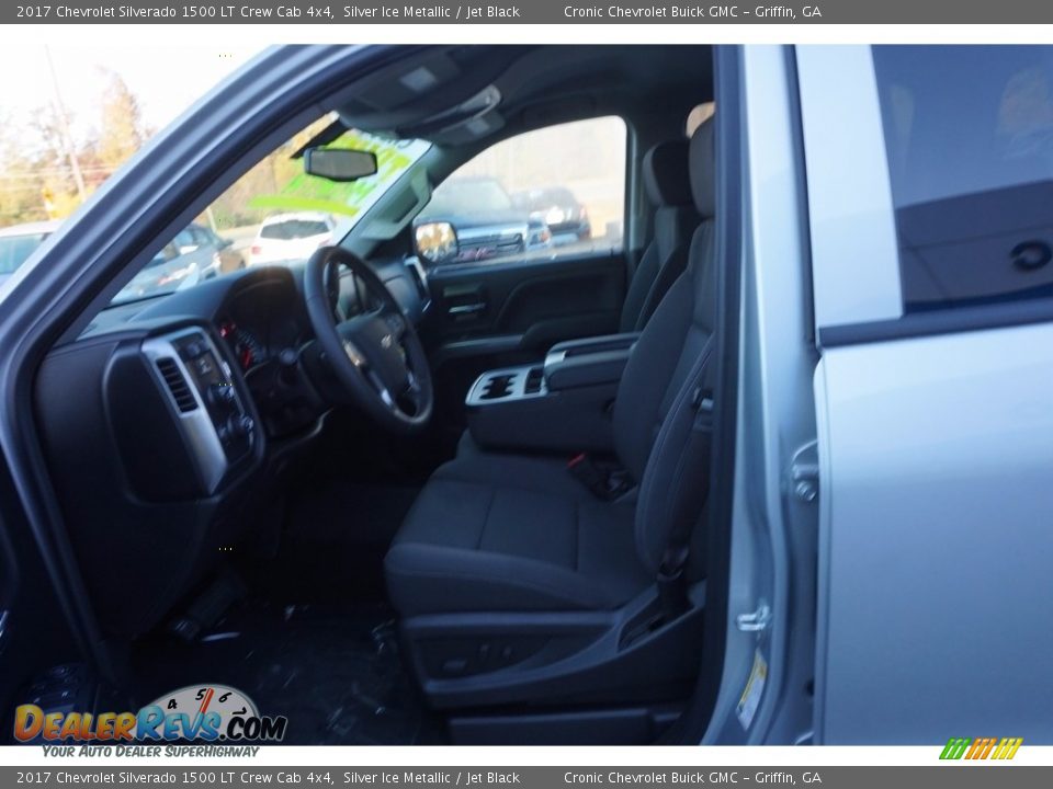 2017 Chevrolet Silverado 1500 LT Crew Cab 4x4 Silver Ice Metallic / Jet Black Photo #9