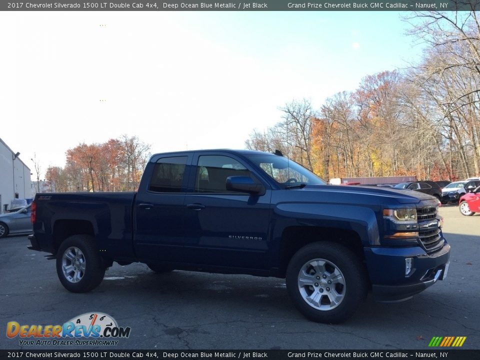 2017 Chevrolet Silverado 1500 LT Double Cab 4x4 Deep Ocean Blue Metallic / Jet Black Photo #3