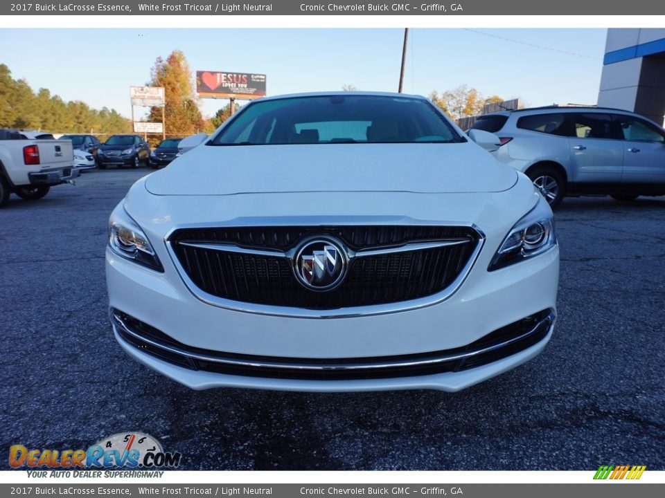 2017 Buick LaCrosse Essence White Frost Tricoat / Light Neutral Photo #2