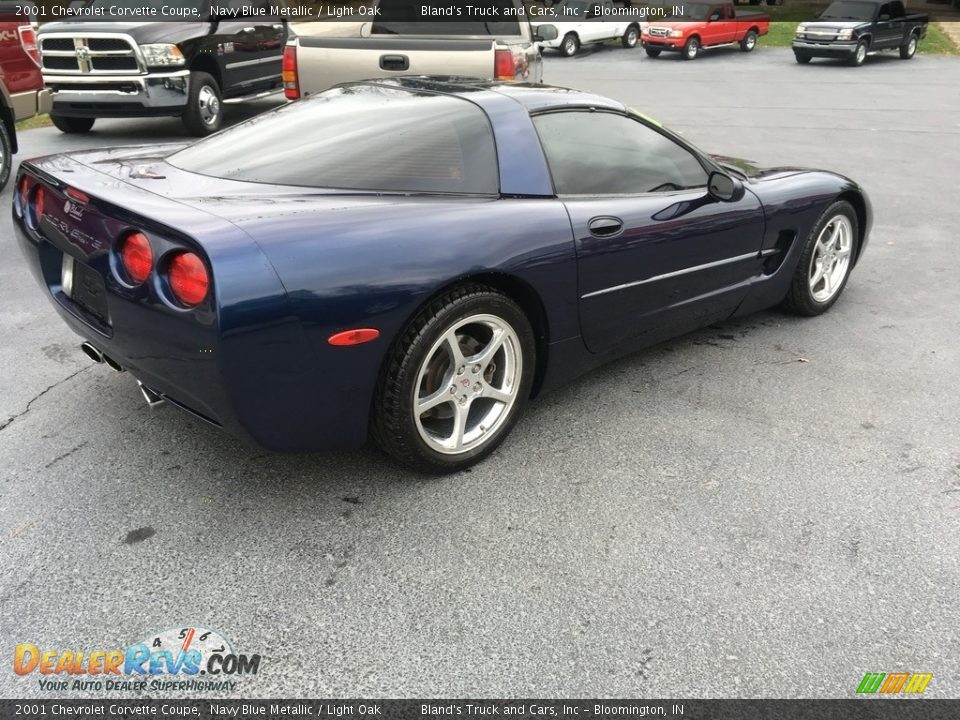 2001 Chevrolet Corvette Coupe Navy Blue Metallic / Light Oak Photo #8