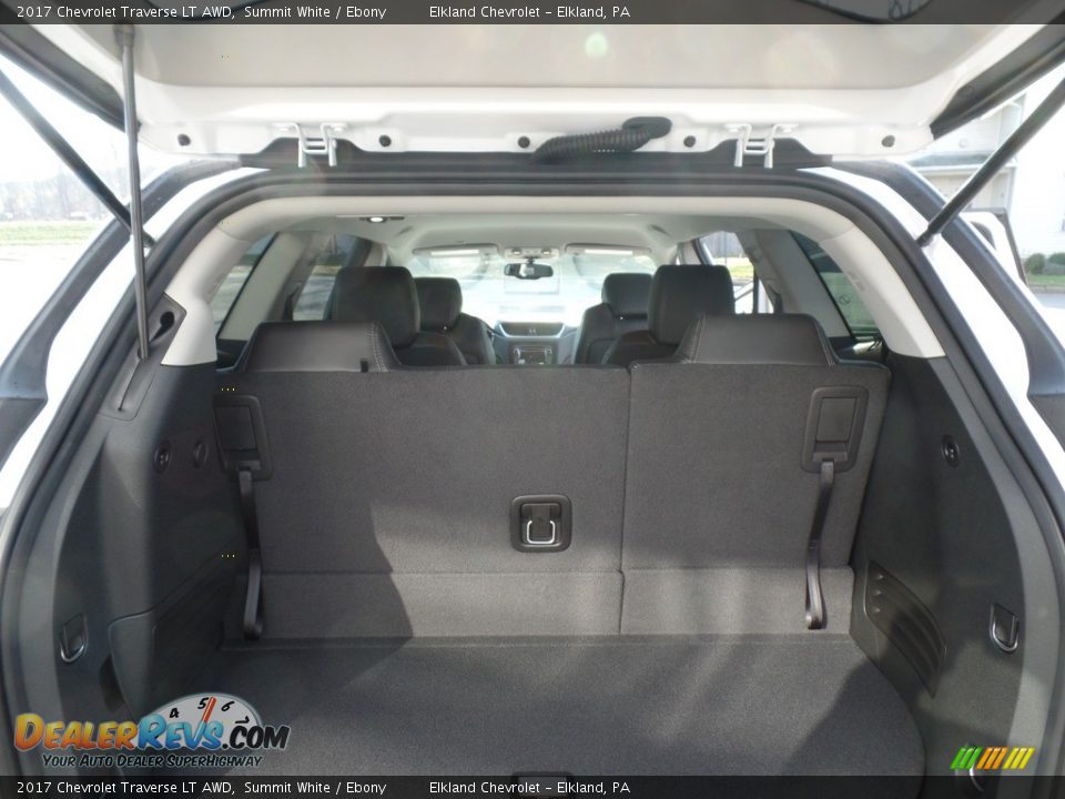 2017 Chevrolet Traverse LT AWD Summit White / Ebony Photo #17