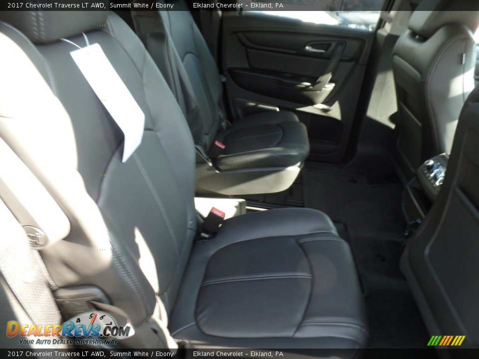 2017 Chevrolet Traverse LT AWD Summit White / Ebony Photo #21
