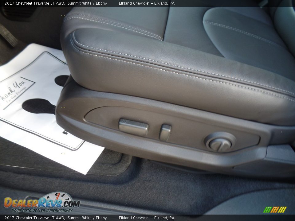 2017 Chevrolet Traverse LT AWD Summit White / Ebony Photo #25
