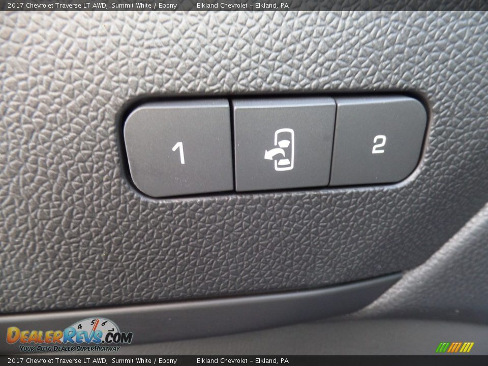 2017 Chevrolet Traverse LT AWD Summit White / Ebony Photo #28