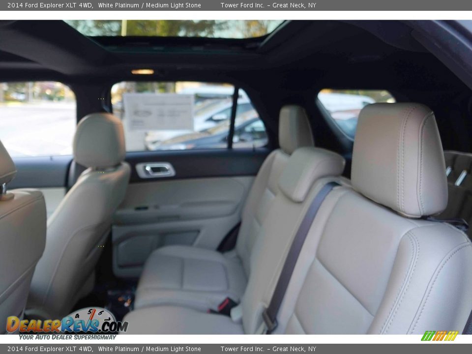 2014 Ford Explorer XLT 4WD White Platinum / Medium Light Stone Photo #28