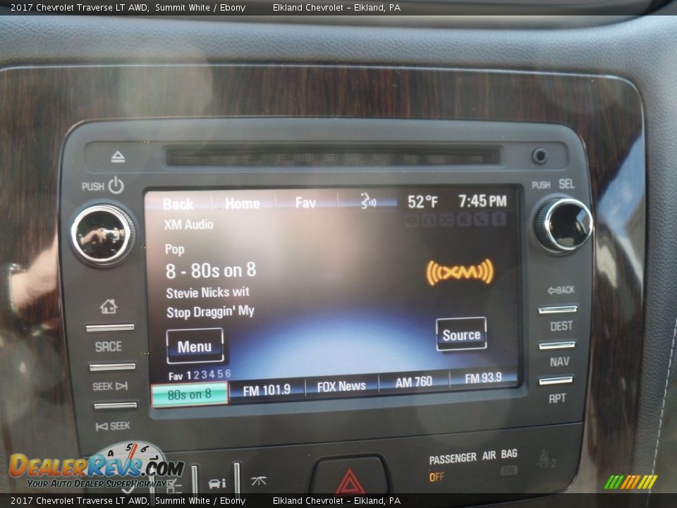 2017 Chevrolet Traverse LT AWD Summit White / Ebony Photo #35