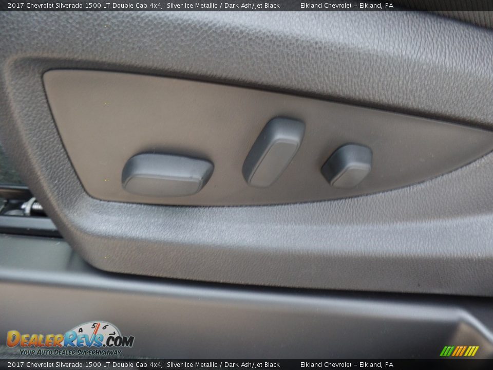 Controls of 2017 Chevrolet Silverado 1500 LT Double Cab 4x4 Photo #24