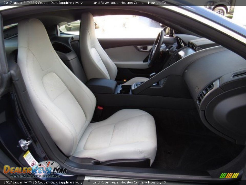 Front Seat of 2017 Jaguar F-TYPE S Coupe Photo #5