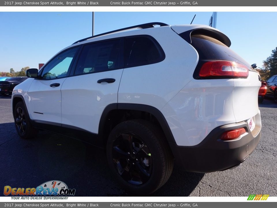 2017 Jeep Cherokee Sport Altitude Bright White / Black Photo #5