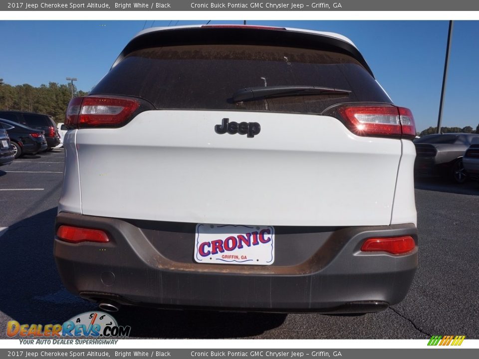 2017 Jeep Cherokee Sport Altitude Bright White / Black Photo #6