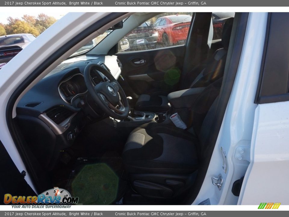 2017 Jeep Cherokee Sport Altitude Bright White / Black Photo #9
