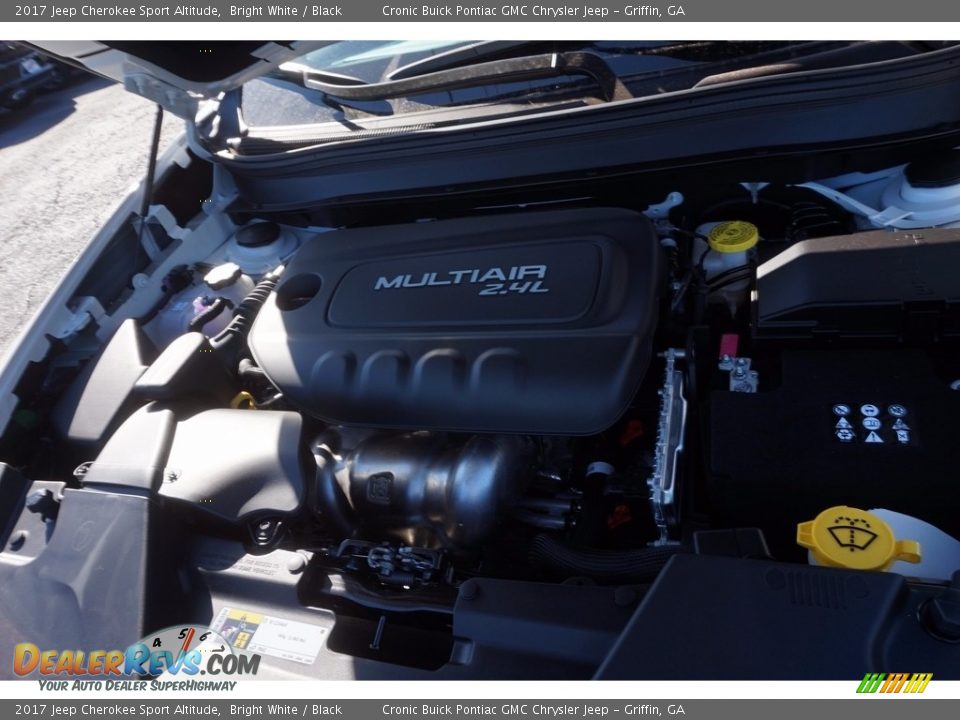 2017 Jeep Cherokee Sport Altitude Bright White / Black Photo #13