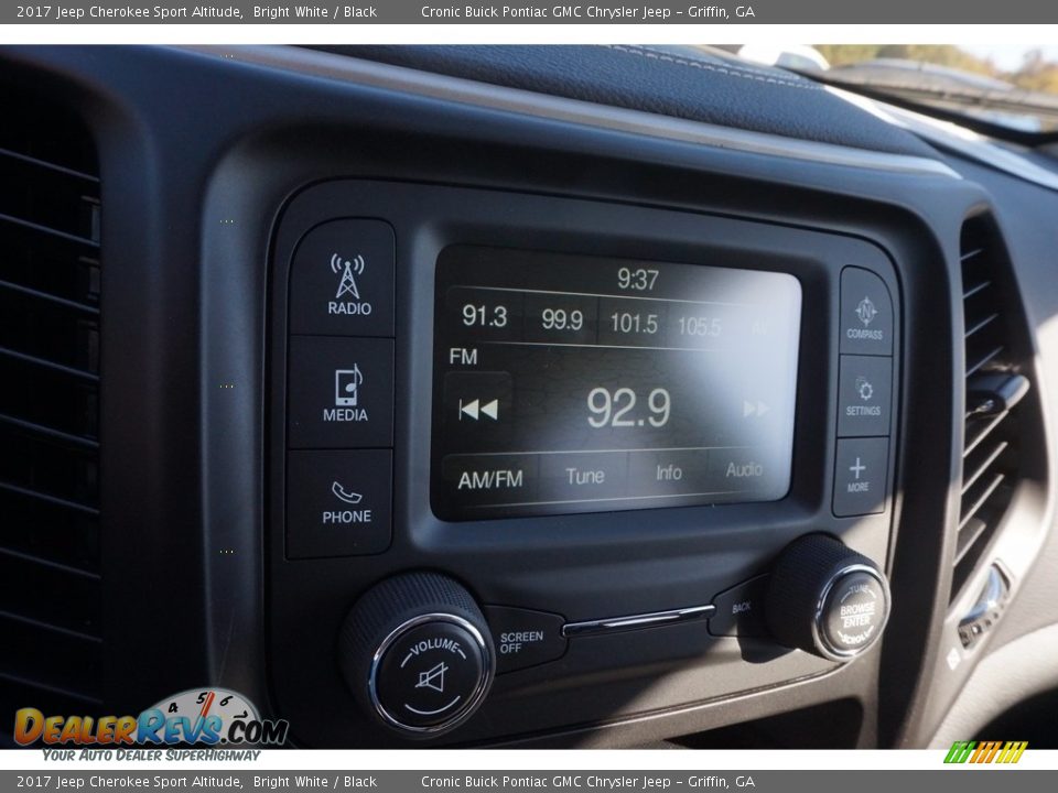 2017 Jeep Cherokee Sport Altitude Bright White / Black Photo #15
