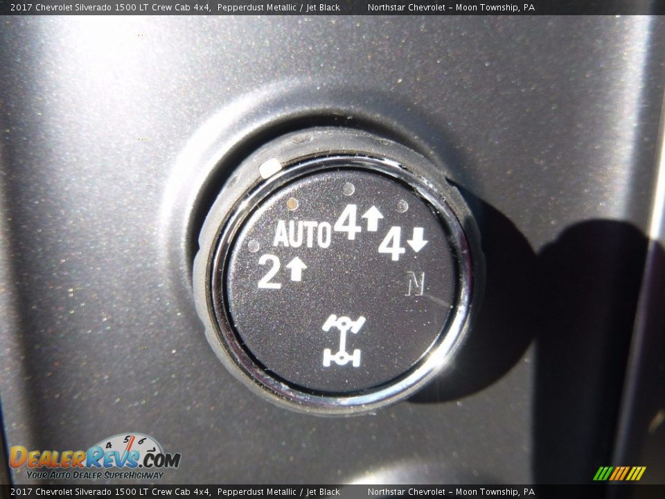 2017 Chevrolet Silverado 1500 LT Crew Cab 4x4 Pepperdust Metallic / Jet Black Photo #17