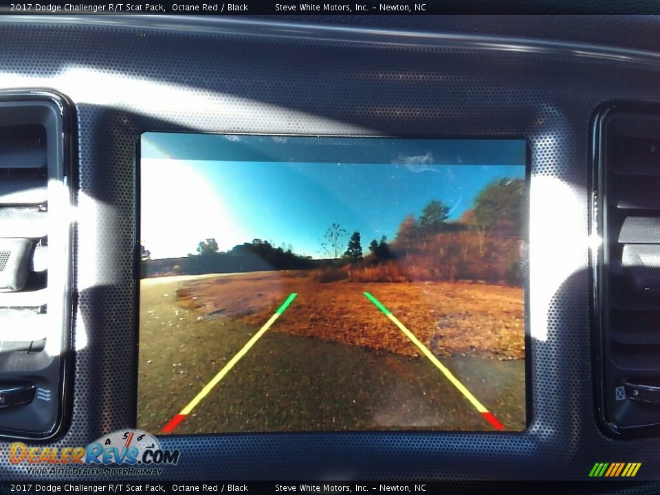 Controls of 2017 Dodge Challenger R/T Scat Pack Photo #22