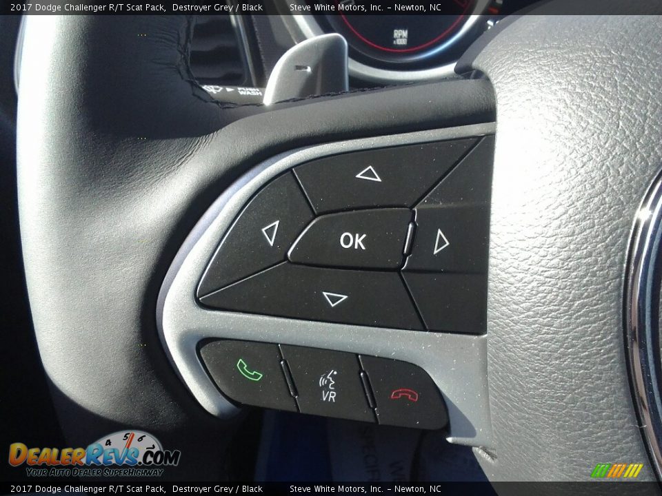 Controls of 2017 Dodge Challenger R/T Scat Pack Photo #17