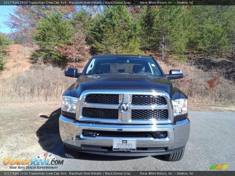 2017 Ram 2500 Tradesman Crew Cab 4x4 Maximum Steel Metallic / Black/Diesel Gray Photo #3