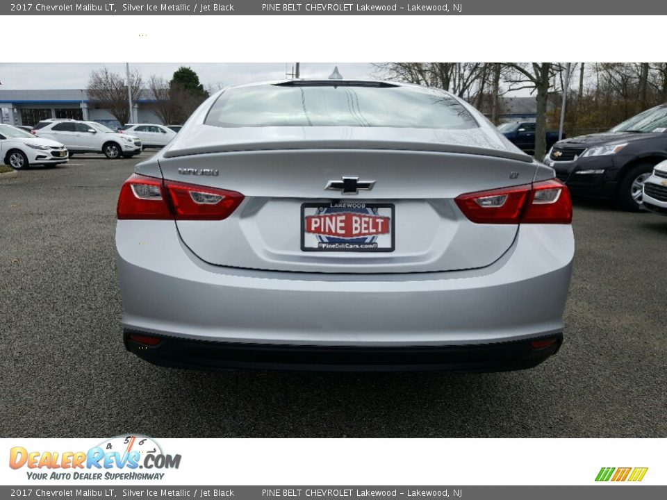 2017 Chevrolet Malibu LT Silver Ice Metallic / Jet Black Photo #5