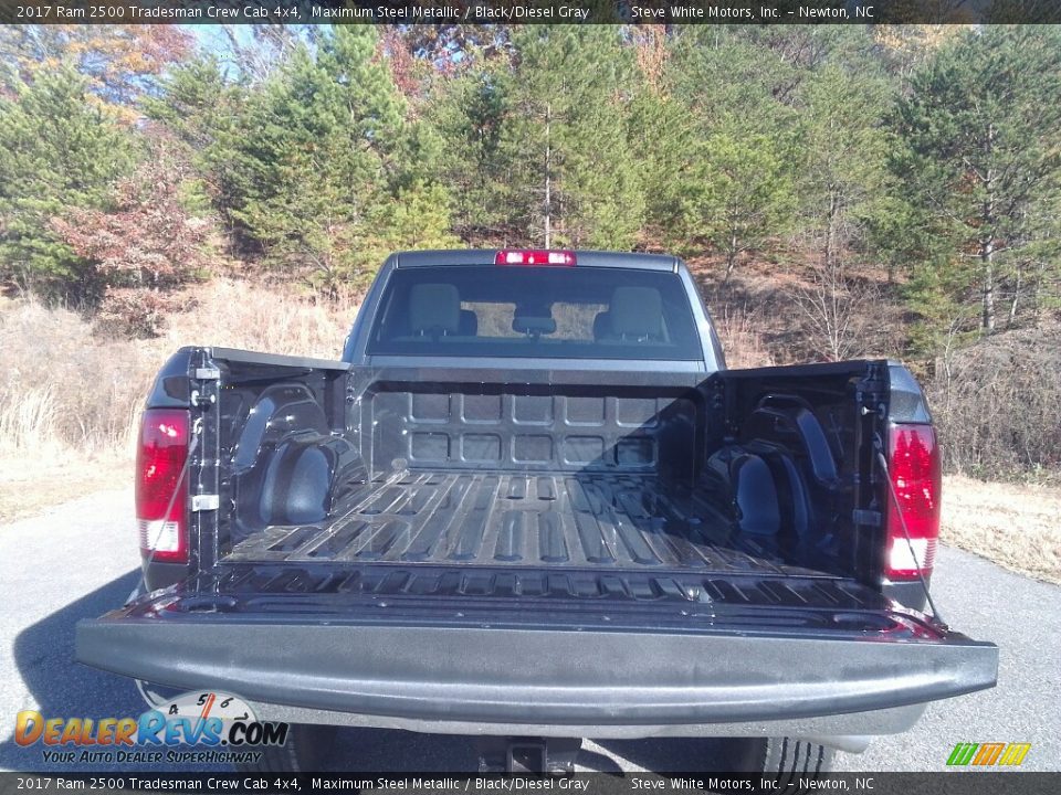 2017 Ram 2500 Tradesman Crew Cab 4x4 Maximum Steel Metallic / Black/Diesel Gray Photo #12