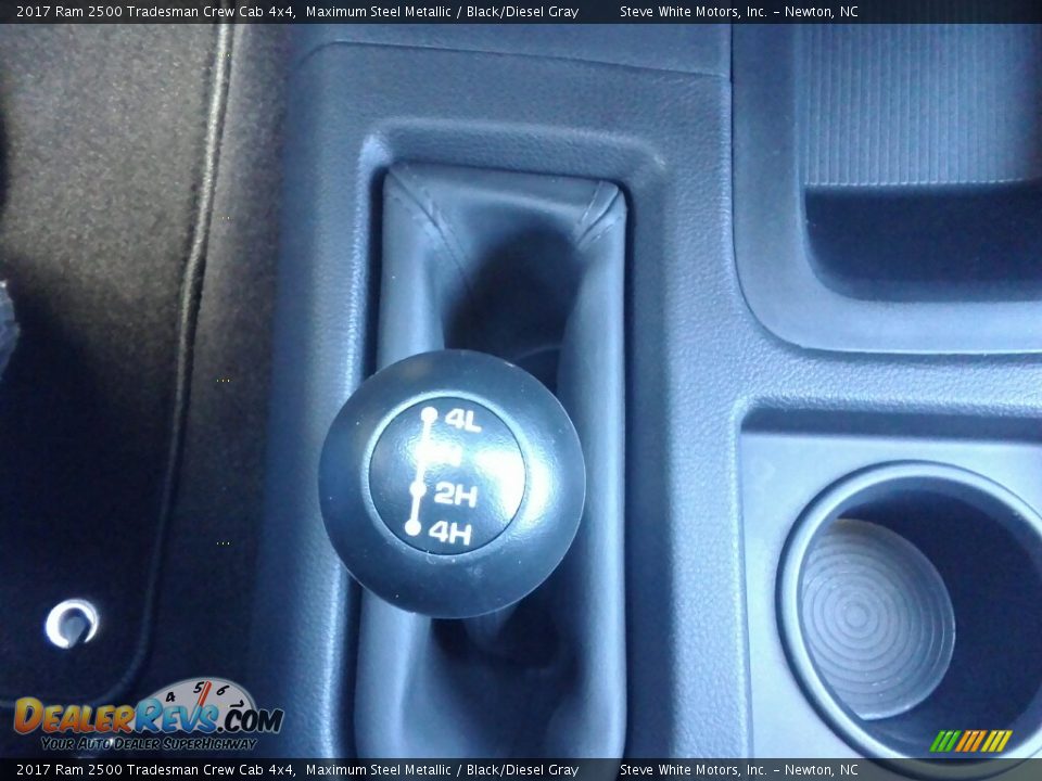 2017 Ram 2500 Tradesman Crew Cab 4x4 Maximum Steel Metallic / Black/Diesel Gray Photo #20
