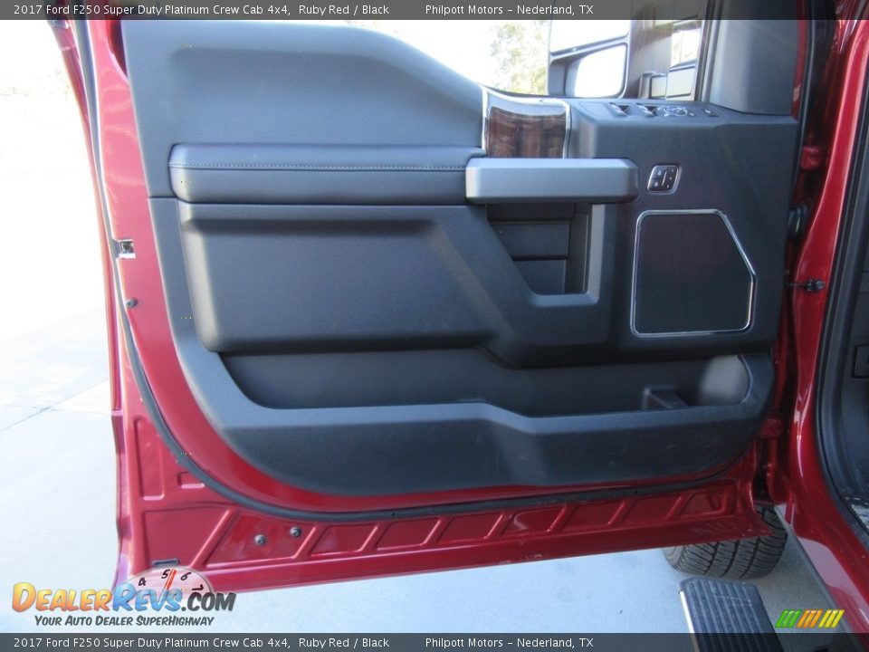 2017 Ford F250 Super Duty Platinum Crew Cab 4x4 Ruby Red / Black Photo #20
