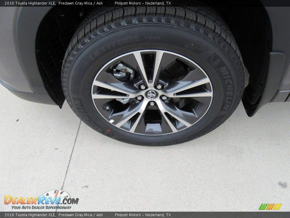 2016 Toyota Highlander XLE Predawn Gray Mica / Ash Photo #11