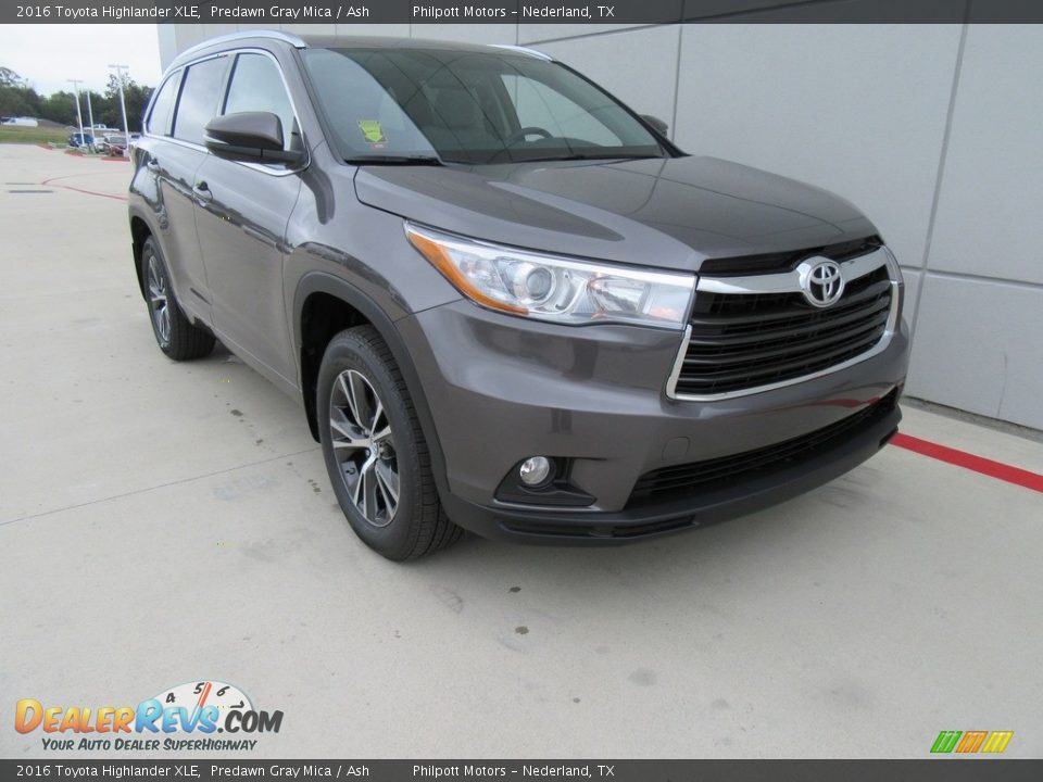 2016 Toyota Highlander XLE Predawn Gray Mica / Ash Photo #1