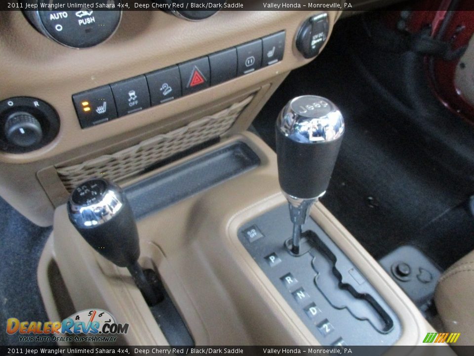 2011 Jeep Wrangler Unlimited Sahara 4x4 Deep Cherry Red / Black/Dark Saddle Photo #15