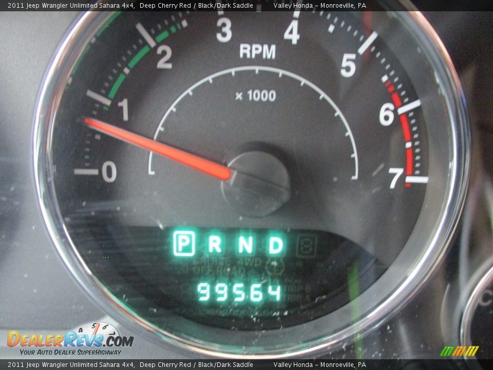 2011 Jeep Wrangler Unlimited Sahara 4x4 Deep Cherry Red / Black/Dark Saddle Photo #20