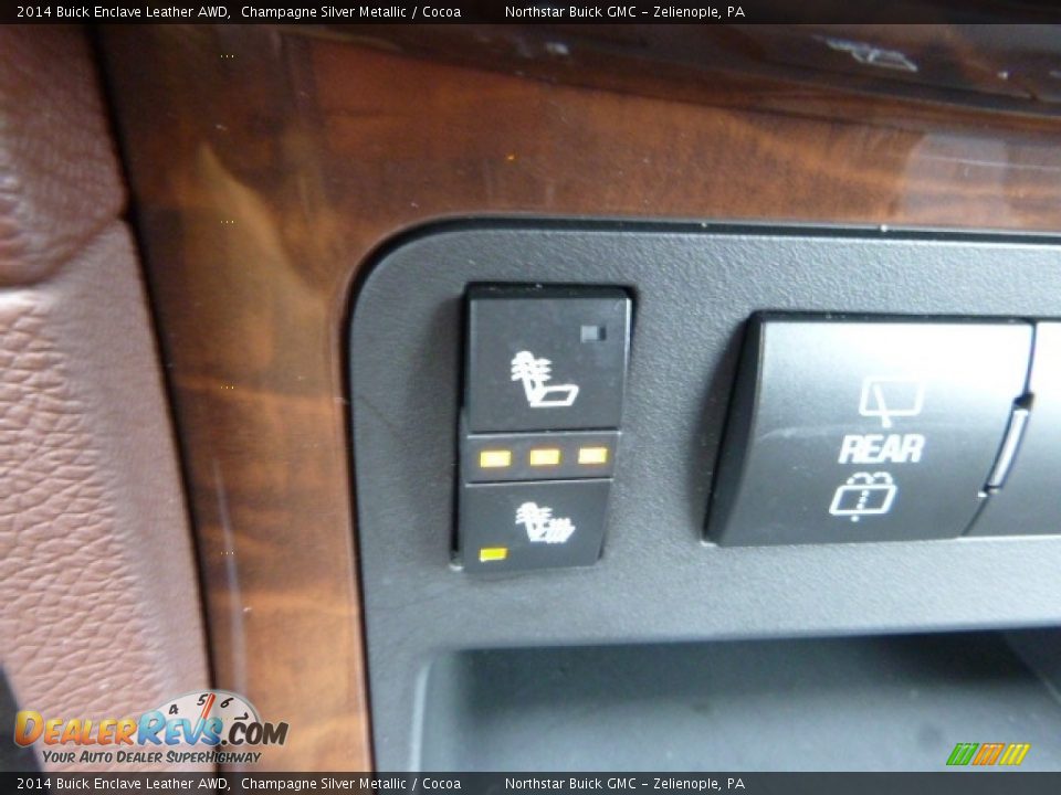 2014 Buick Enclave Leather AWD Champagne Silver Metallic / Cocoa Photo #24