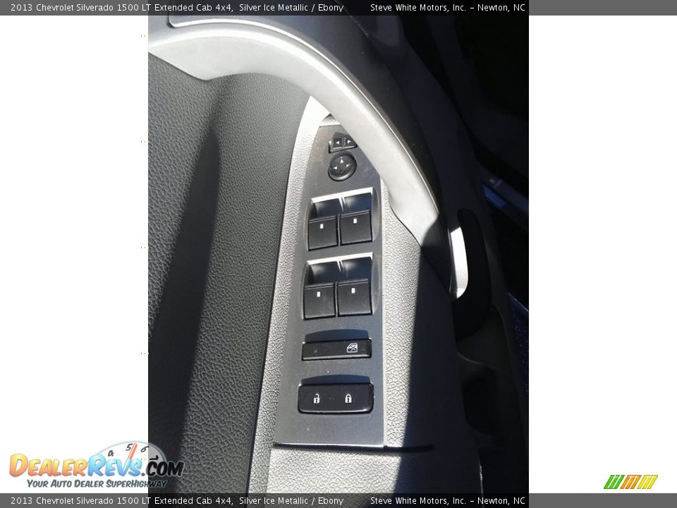 2013 Chevrolet Silverado 1500 LT Extended Cab 4x4 Silver Ice Metallic / Ebony Photo #16