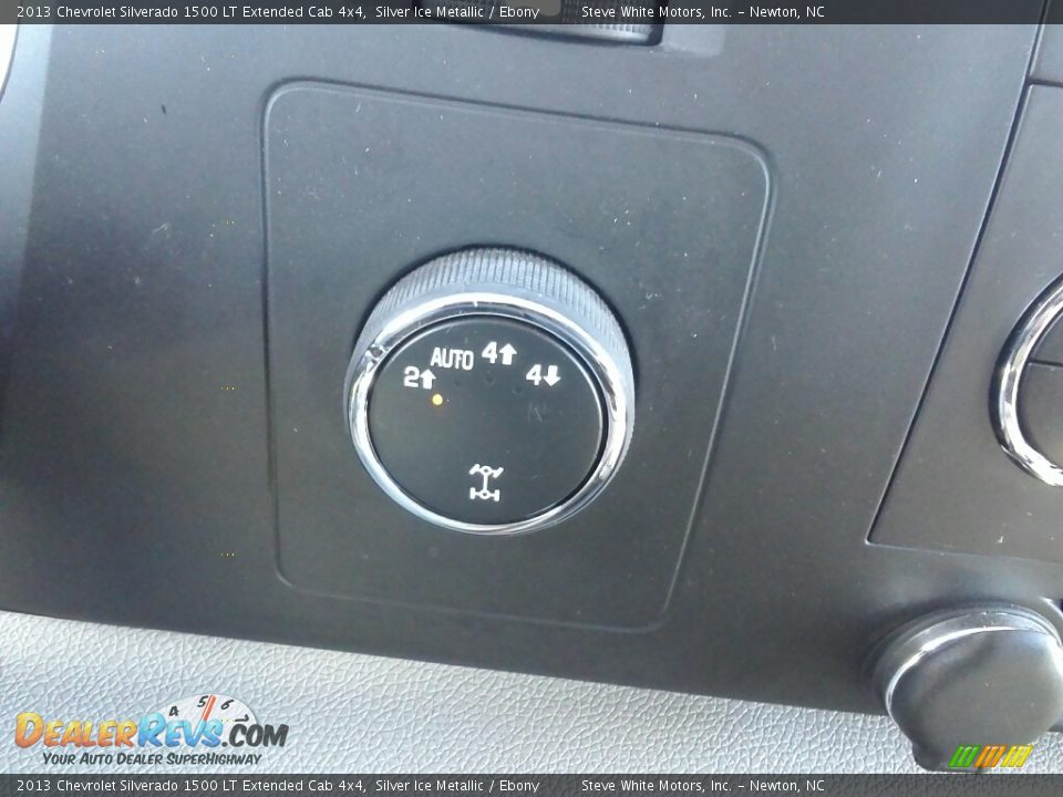 2013 Chevrolet Silverado 1500 LT Extended Cab 4x4 Silver Ice Metallic / Ebony Photo #22