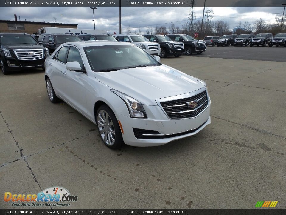 Front 3/4 View of 2017 Cadillac ATS Luxury AWD Photo #1