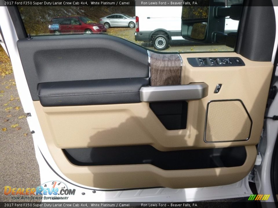 Door Panel of 2017 Ford F350 Super Duty Lariat Crew Cab 4x4 Photo #13