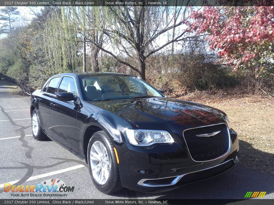 Gloss Black 2017 Chrysler 300 Limited Photo #5