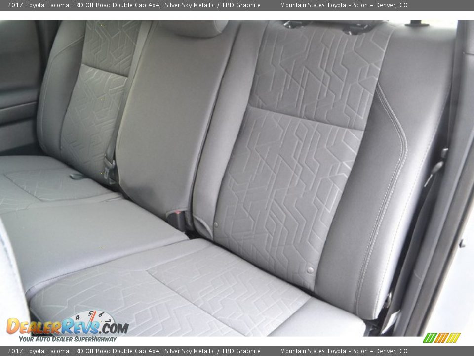 2017 Toyota Tacoma TRD Off Road Double Cab 4x4 Silver Sky Metallic / TRD Graphite Photo #7