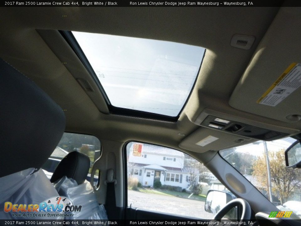 2017 Ram 2500 Laramie Crew Cab 4x4 Bright White / Black Photo #9