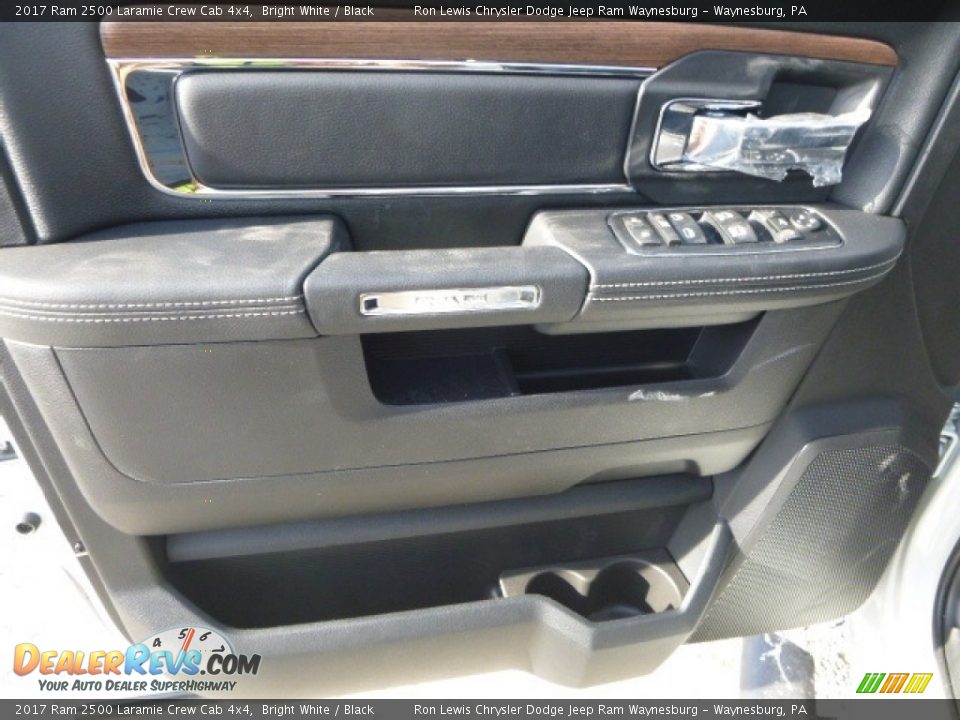 2017 Ram 2500 Laramie Crew Cab 4x4 Bright White / Black Photo #13