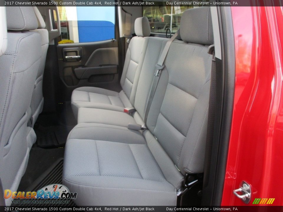 2017 Chevrolet Silverado 1500 Custom Double Cab 4x4 Red Hot / Dark Ash/Jet Black Photo #14