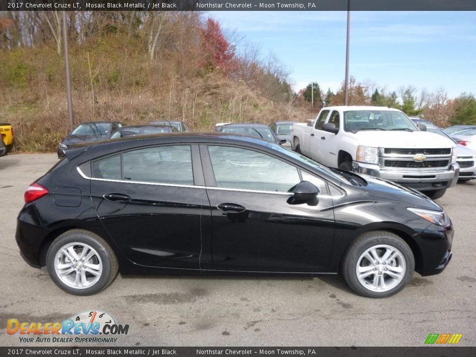2017 Chevrolet Cruze LT Mosaic Black Metallic / Jet Black Photo #4