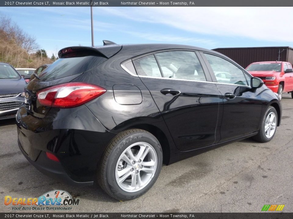 2017 Chevrolet Cruze LT Mosaic Black Metallic / Jet Black Photo #5
