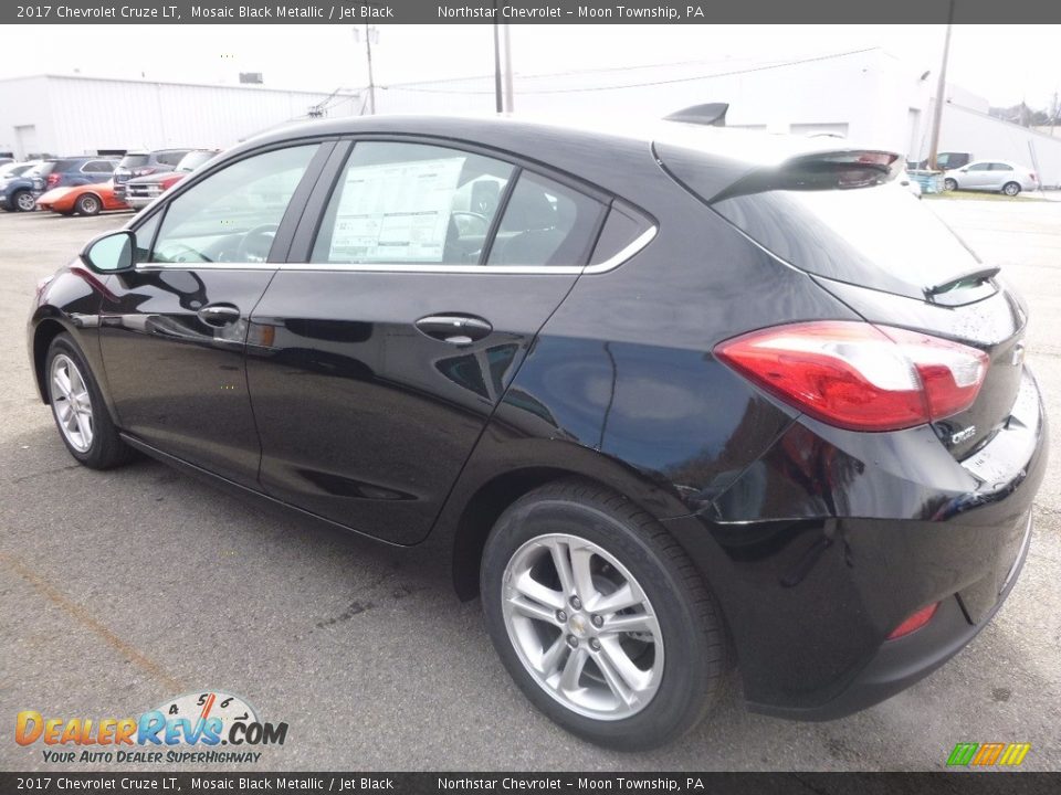 2017 Chevrolet Cruze LT Mosaic Black Metallic / Jet Black Photo #8