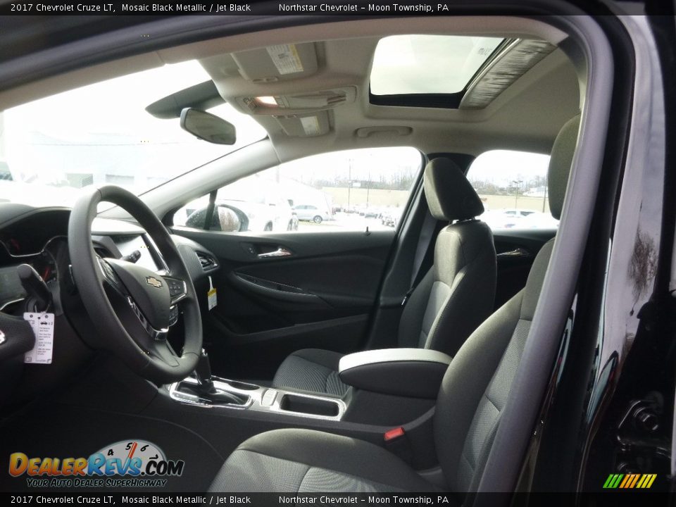 2017 Chevrolet Cruze LT Mosaic Black Metallic / Jet Black Photo #11