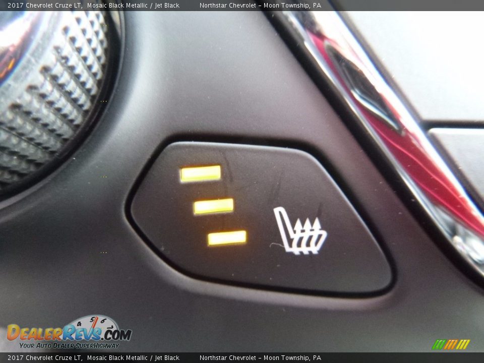 2017 Chevrolet Cruze LT Mosaic Black Metallic / Jet Black Photo #19