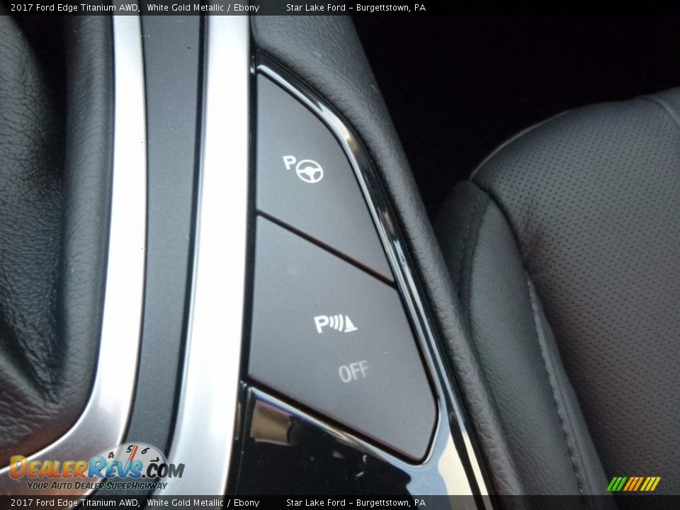 Controls of 2017 Ford Edge Titanium AWD Photo #18