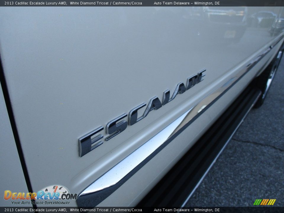 2013 Cadillac Escalade Luxury AWD White Diamond Tricoat / Cashmere/Cocoa Photo #29