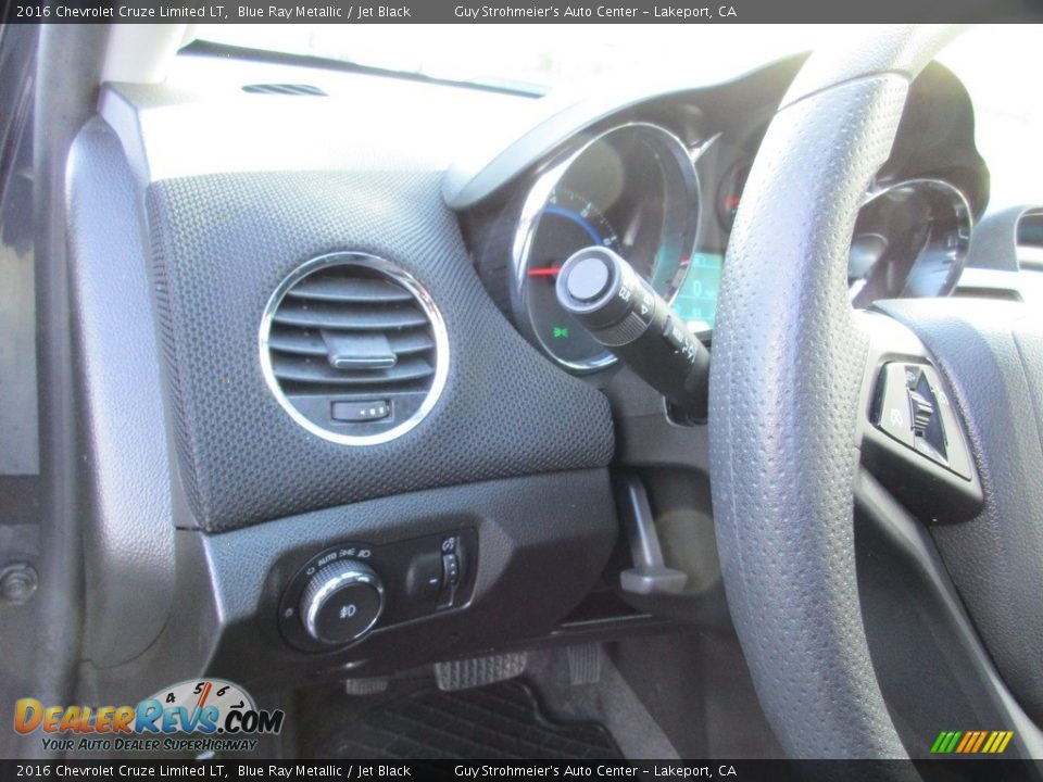 2016 Chevrolet Cruze Limited LT Blue Ray Metallic / Jet Black Photo #12