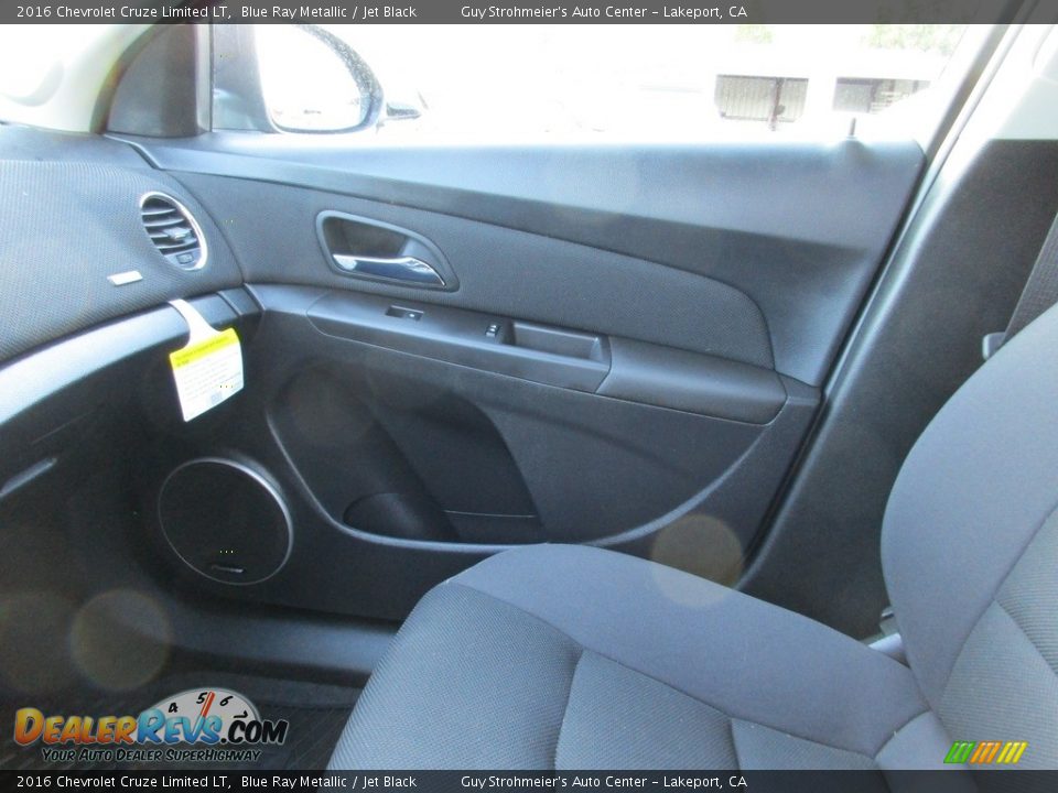 2016 Chevrolet Cruze Limited LT Blue Ray Metallic / Jet Black Photo #16