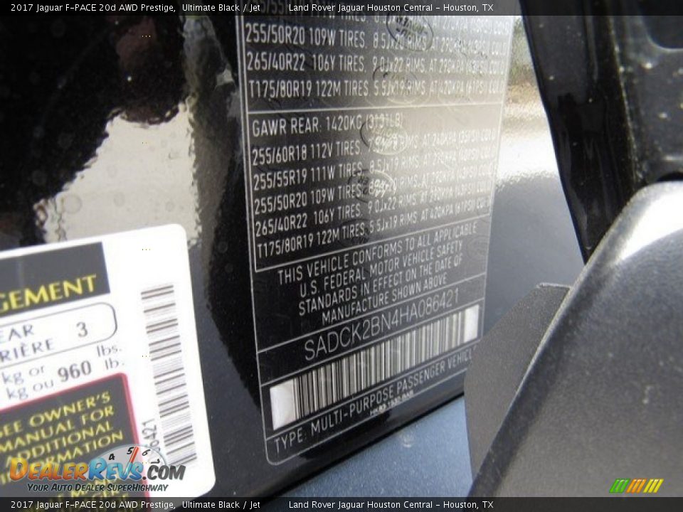 2017 Jaguar F-PACE 20d AWD Prestige Ultimate Black / Jet Photo #21